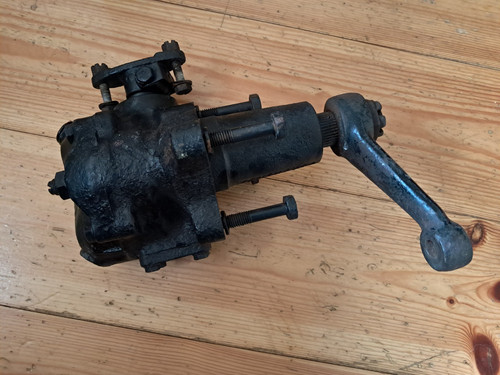 Rhd steering box for t2 - steering,