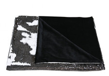 CIMC Home Black & White Two