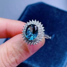 2.85 Ct Oval Cut Blue Topaz