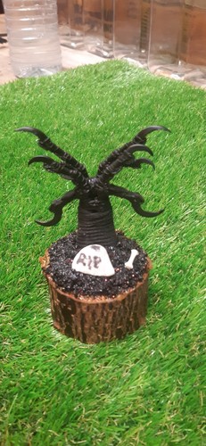 Crow claw freaky graveyard - crow,