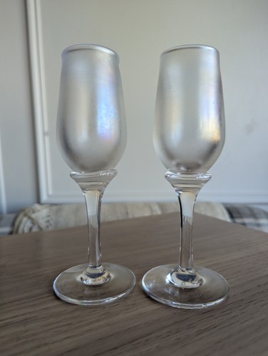 Wine glasses iridescent