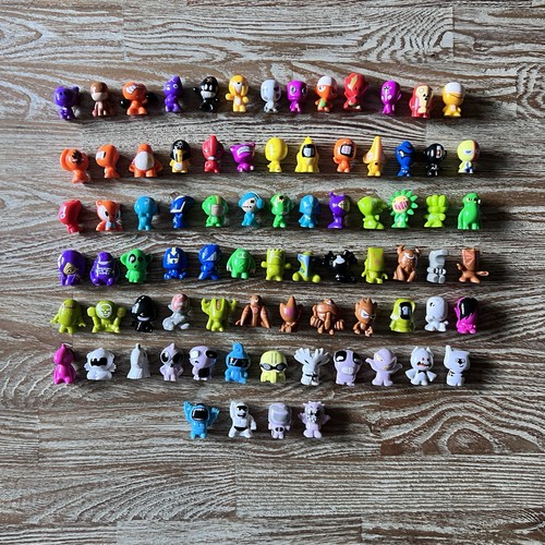 Complete gogo crazy bones - crazy,