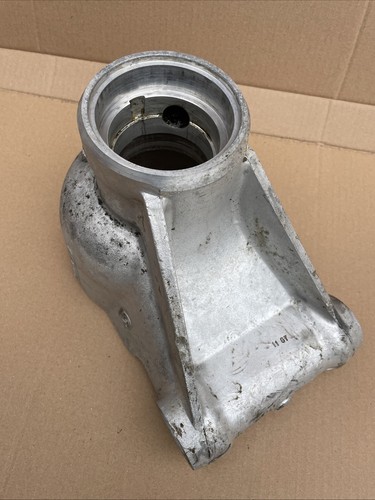 Jaguar xj6 rear hub - jaguar,
