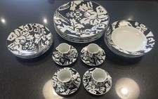 Elspeth Gibson Dinner Service