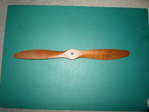 Wooden propeller 11in - propeller, pitch