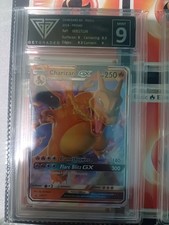 2019 Pokemon Charizard Gx