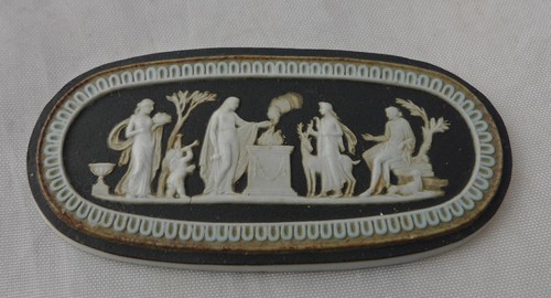 Antique wedgwood plaque - antique, 6.3g