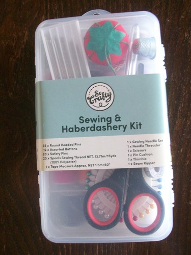 Sewing haberdashery kit - haberdashery,
