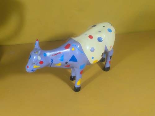 Cows type cow parade 2000s - "type",