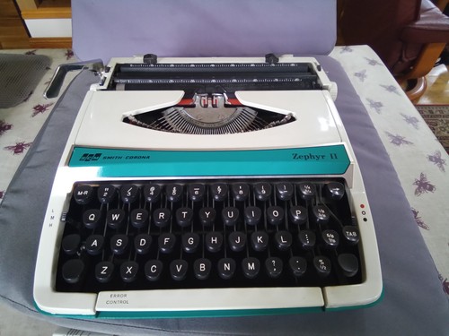 Vintage smith corona zephyr - corona,