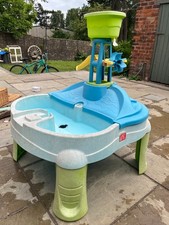 Step 2 Sand and water play table with accessories