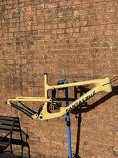 Santa Cruz Nomad V4 CC Size XL