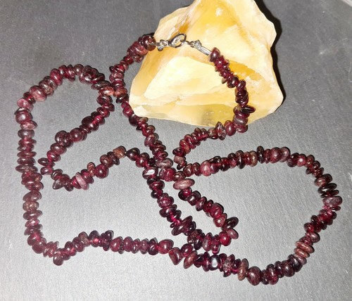 Red garnet chips healing - garnet,