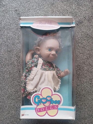 Vintage 1995 globee dolls - 1995,