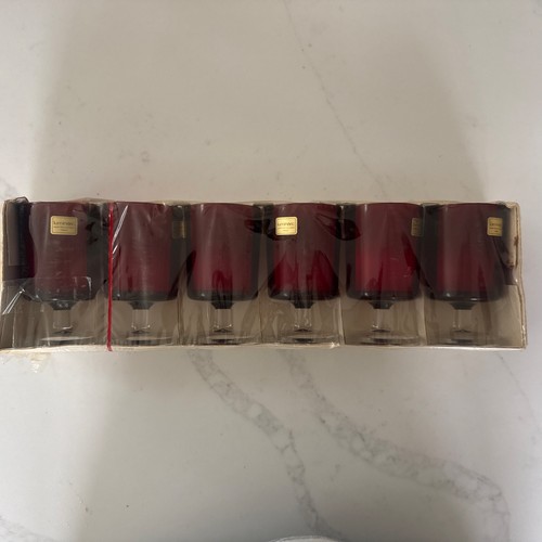 Vtg luminarc ruby red wine - 6,