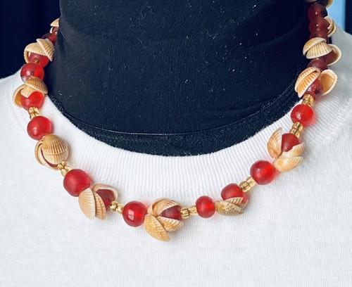 Estate red bead - red,