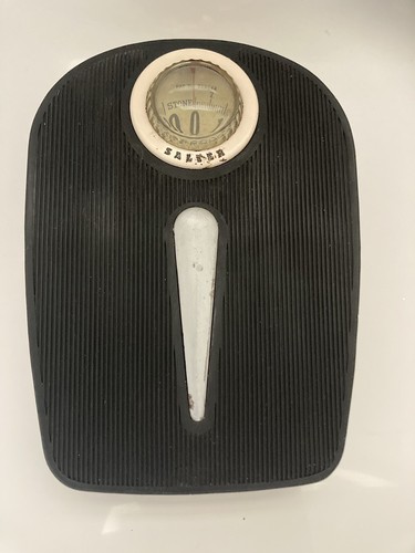 Vintage bathroom scales - vintage,