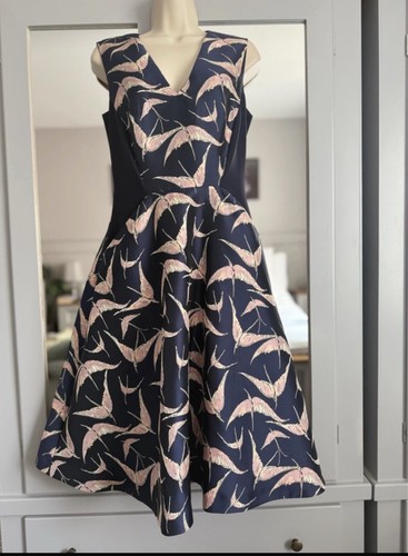 Bnwt phase eight delaphine fit - phase,