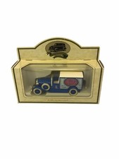 LLEDO PROMOTIONAL Packard Town