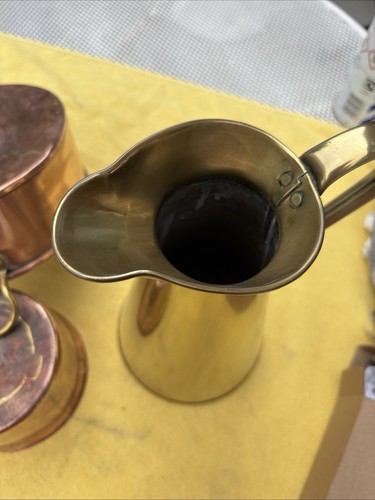 Copper bowls and brass jug - 2,