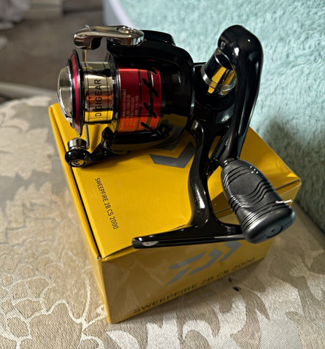 Daiwa sweepfire 2000 - sweepfire, cs
