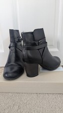 Clarks Black Leather Ankle