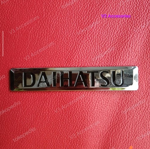 Vintage daihatsu emblem badge - vintage,