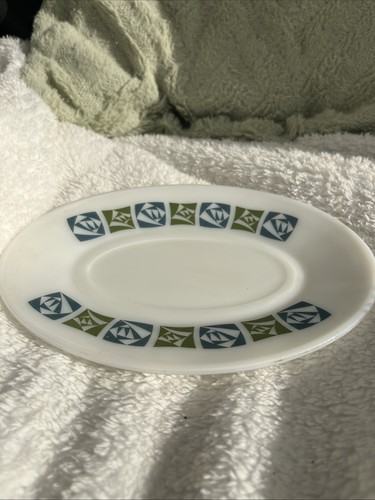Pyrex gravy boat dish side - gravy,
