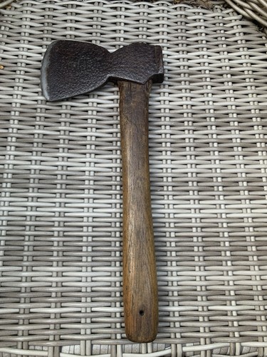 Vintage small kent - pattern, axe