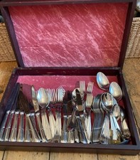 Guy Degrenne Canteen Of Cutlery