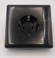 Clipsal 2 Pole Single Outlet