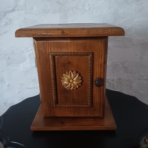Wooden cabinet tabernacle - wooden,