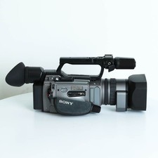 Sony Handycam DCR-VX2100 Gray