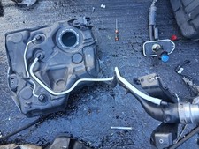 2023 VW VOLKSWAGEN GOLF MK8 PETROL HYBRID FUEL TANK 5Q0201085AJ