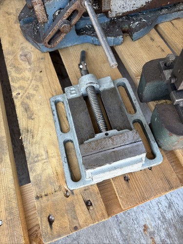 Small pillar drill vice - pillar,