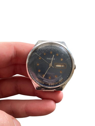 Raketa calendar watch - raketa, vintage