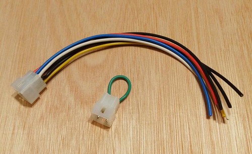 Internal speaker plug - internal,