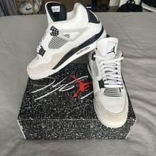 Nike Air Jordan 4 Military