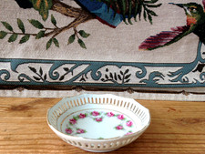 VINTAGE PORCELAIN CHINA 'Roses' SOAP DISH