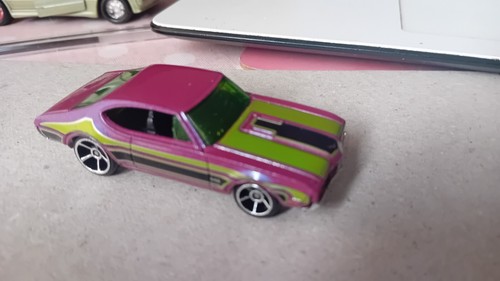 Hot wheels olds 442 car - hot,