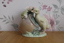 Lladro Porcelain Figurine "How