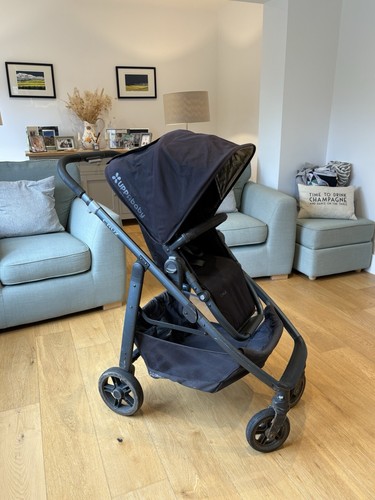 Uppababy cruz pushchair bundle - cruz,