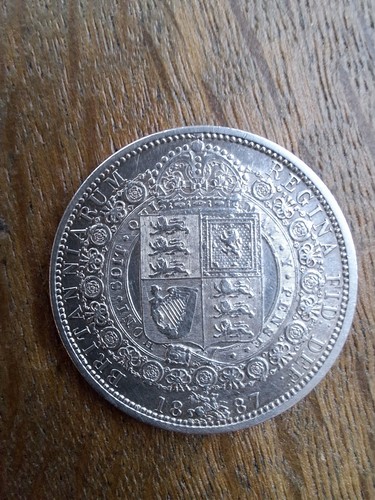 Collectable 1887 queen - 1887,
