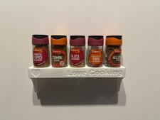 Schwartz Spice Rack Wall