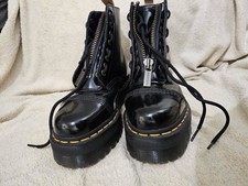 Dr. Martens Women Vegan