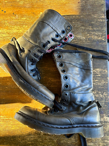 Martens triumph fold over - triumph,