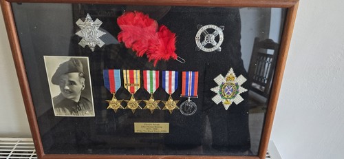 Mounted set ww2 medals and - ww2,