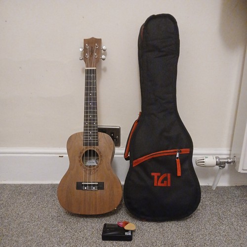 Tiare twt electic ukelele - tiare, e
