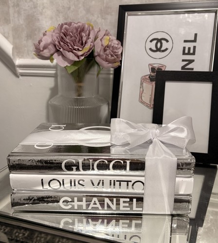 Decor coffee table - books,