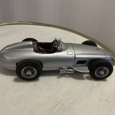 CMC Mercedes Benz W196 Monoposto 1954-55 Model Kit 1:18 Scale